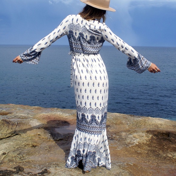 Paisley Gypsy Print Maxi Wrap Dress Long Sleeve - Picture 4 of 6